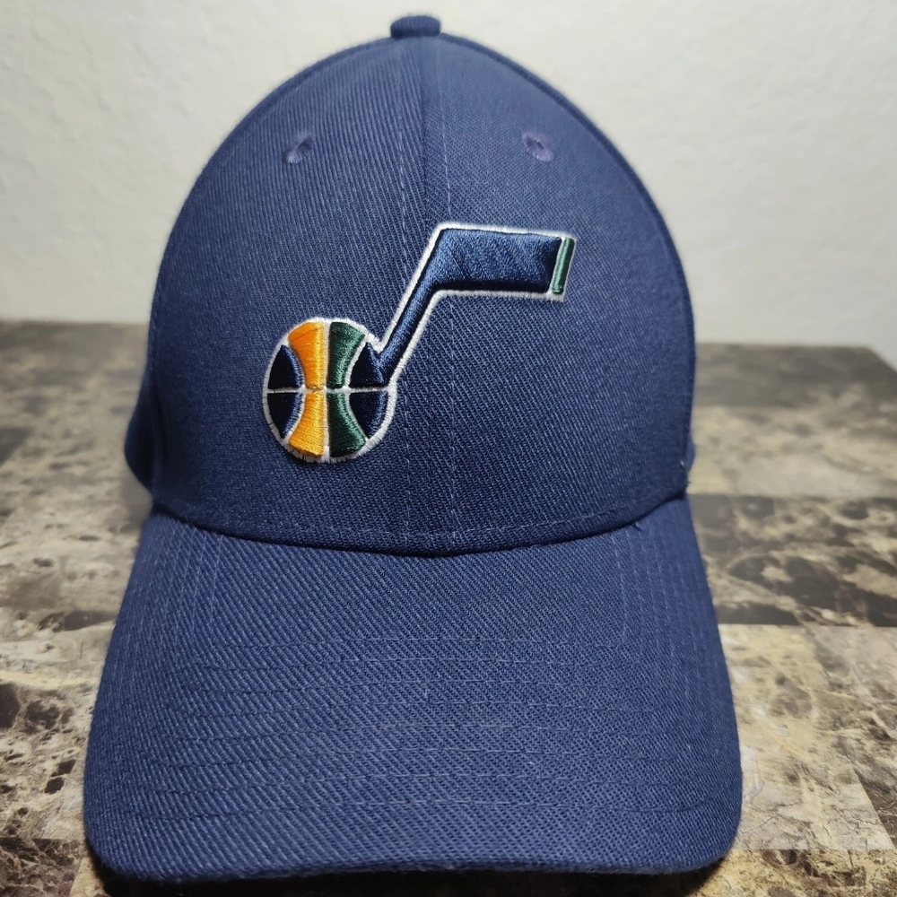 Utah Jazz Hat Cap Size L/XL Flex Stretch 39Thirty Fitted Blue NBA Basketball